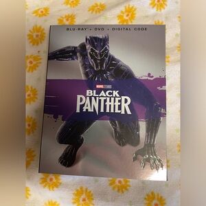 Black Panther (Blu-Ray + DVD + Digital Code) - NEW